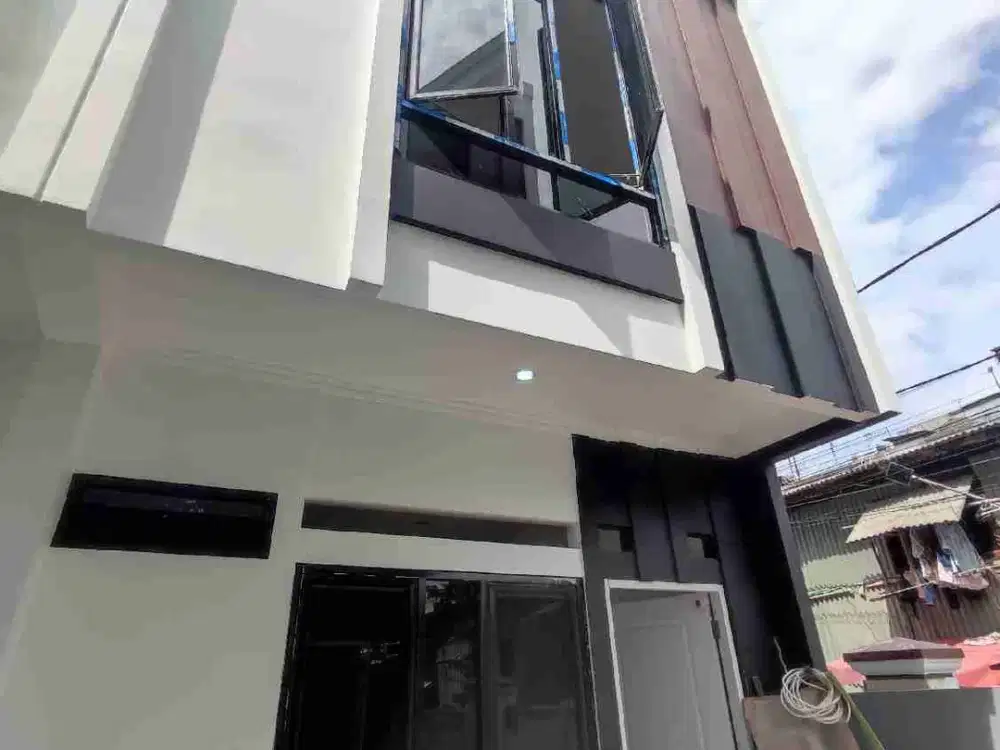 rumah murah dekat kampus UNJ di jakarta timur Matraman utan kayu