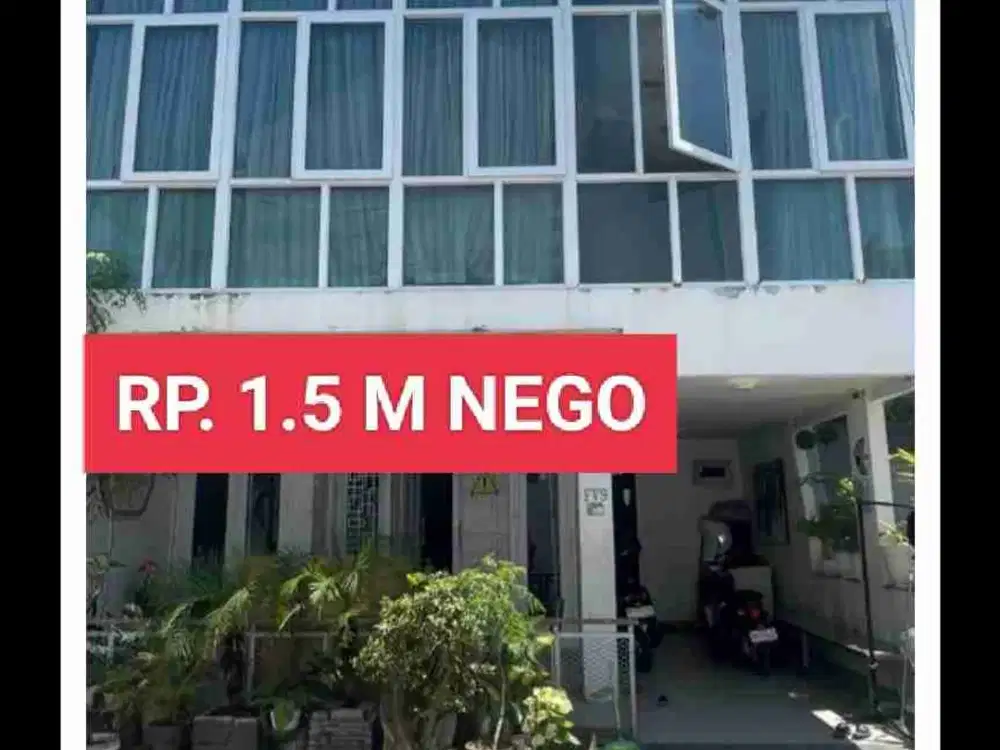Rumah Jl Flamboyan Makassar 
ukuran 7x16 2 lantai
kamar Tidur Lantai 1 = 1 WC 1 
kamar Lantai  2 = 2 kmr 
WC 2
Listrik: 5.500
Air pdam dan sumur bor