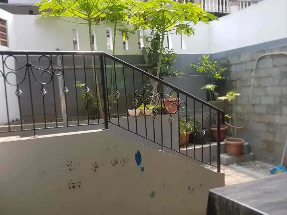 Rumah di Depsos, Veteran Bintaro Jakarta Selatan