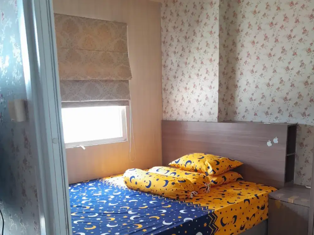 Di Sewakan Apartemen Green Pramuka Lantai Rendah di Atas Mall