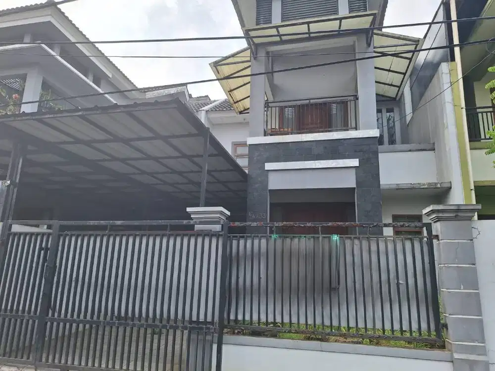 Rumah 2 Lantai Dekat Mall di Villa Galaxy Bekasi