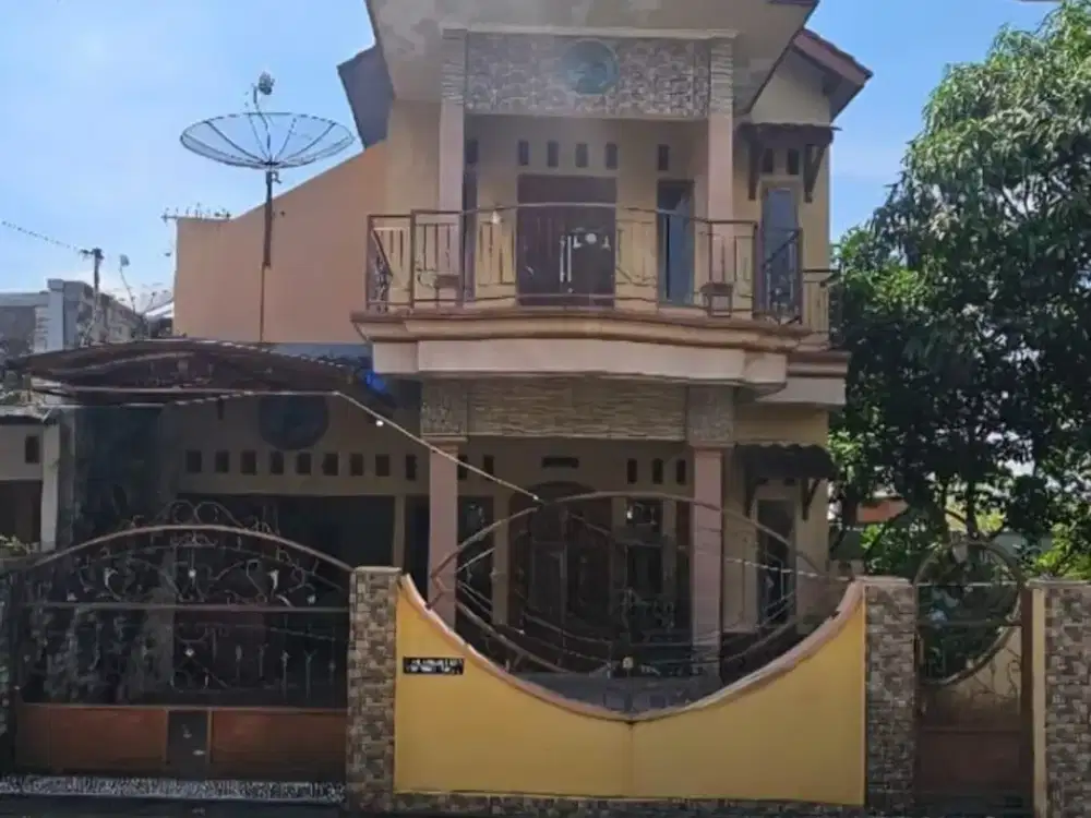 RUMAH DI UNGARAN COCOK UNTUK KELUARGA BESAR DENGAN PEMANDANGAN GUNUNG UNGARAN