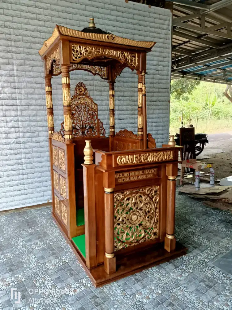 Mimbar masjid kubah 41