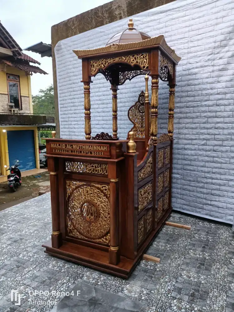 Mimbar masjid kubah 43