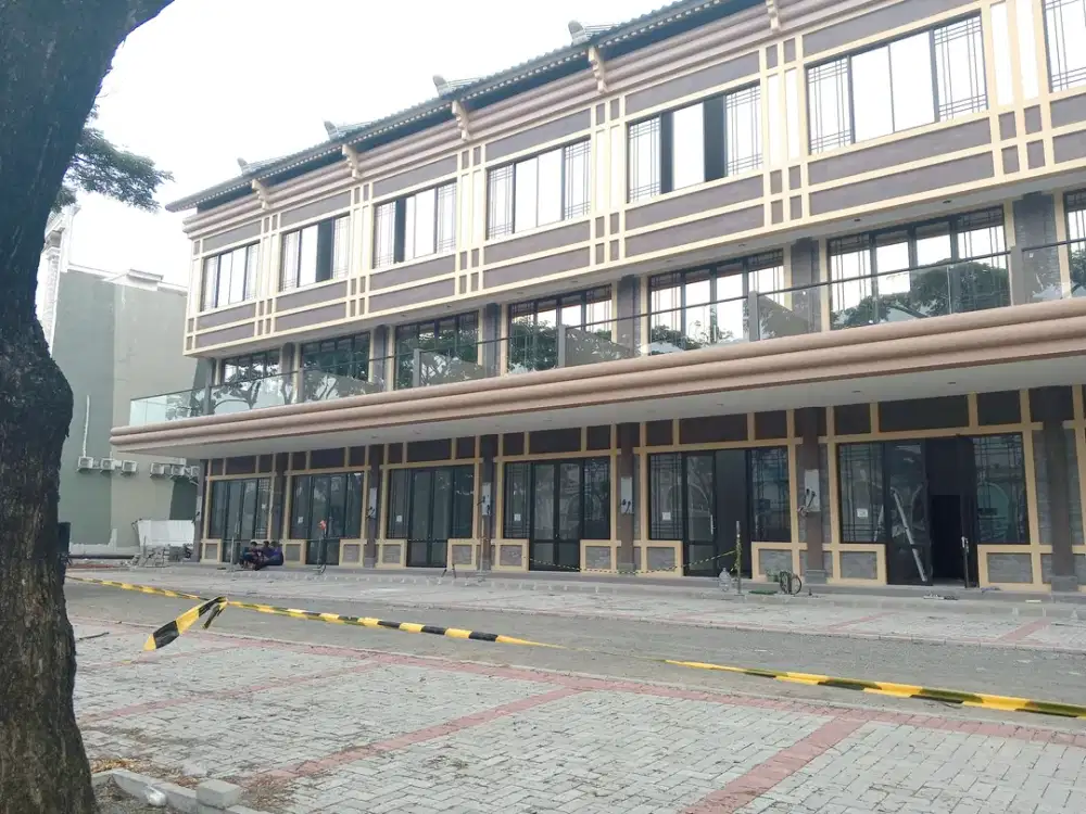 DISEWA RUKO GREEN LAKE CITY CBD KOREAN TOWN GANDENG 3(TIGA) UNIT PLONG