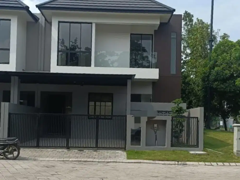 Disewakan Rumah 2 Lantai Baru Gress di Morning Glory, Graha Natura