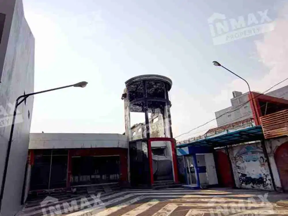 Tempat Usaha Jalan Poros S. Parman Luas 2.068 m2, Hitung Tanah saja, Jalan lebar