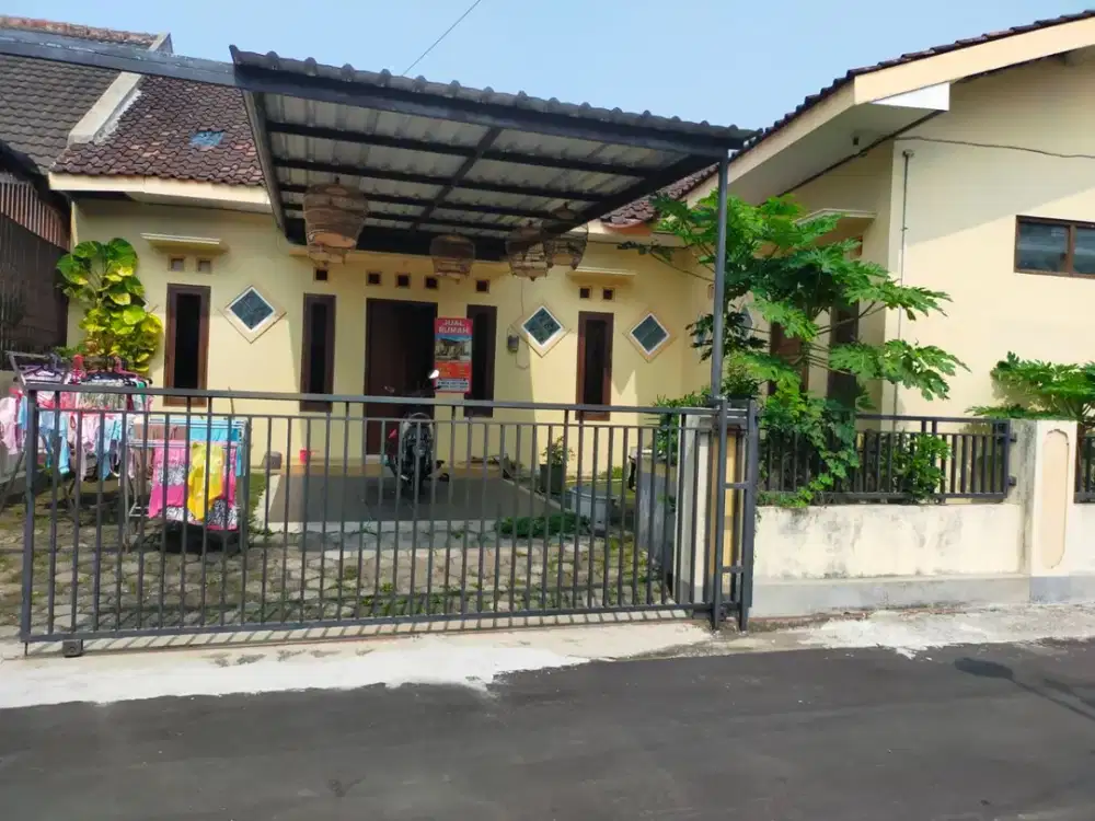 Jual BU CEPAT Rumah Maguwoharjo Luas 169m2 Hanya 800jt SHM READY