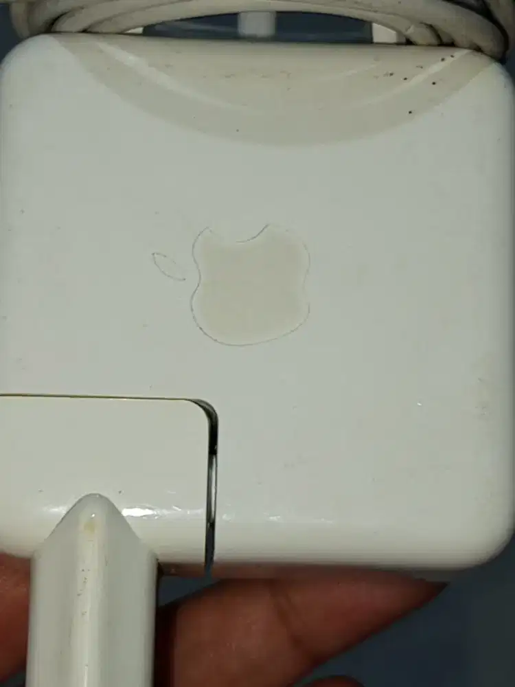 Charger macbook A1466