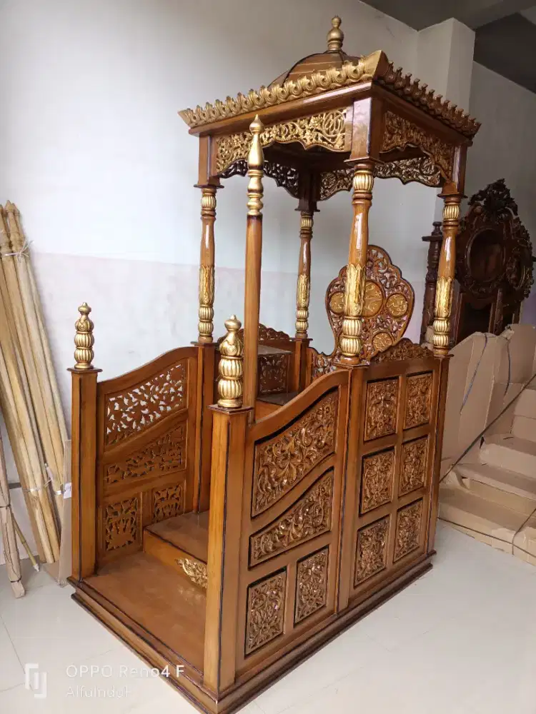 Mimbar masjid kubah 77
