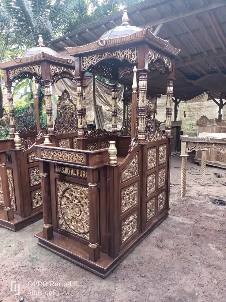 Mimbar masjid kubah 80