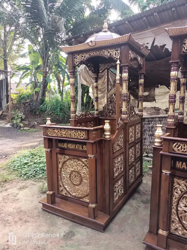 Mimbar masjid kubah 81