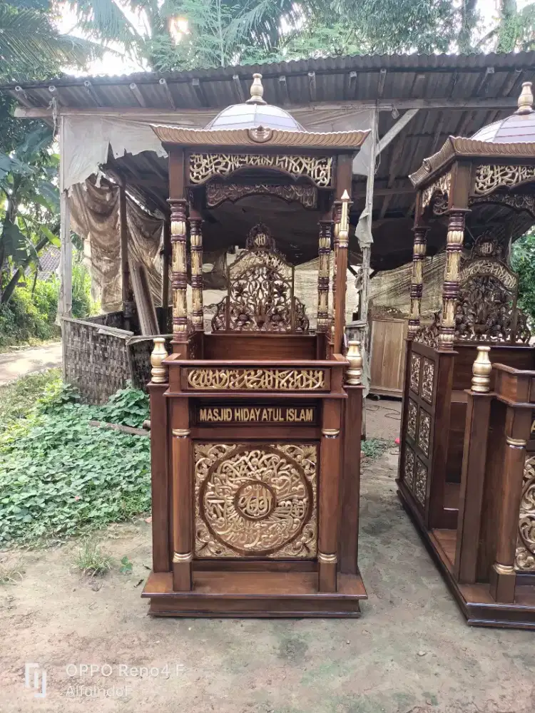 Mimbar masjid kubah 83