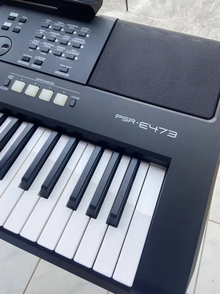 Keyboard yamaha PSR-E473