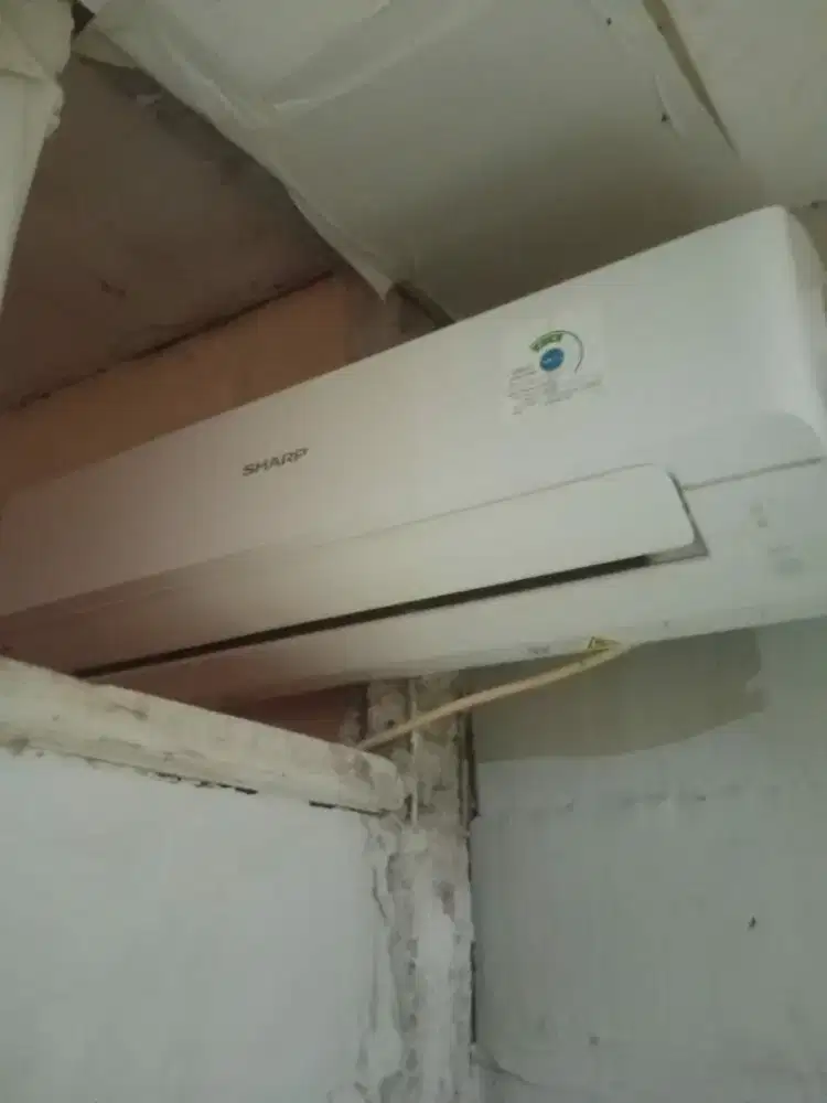 JUAL CEPAT AC ¾pk SHARP