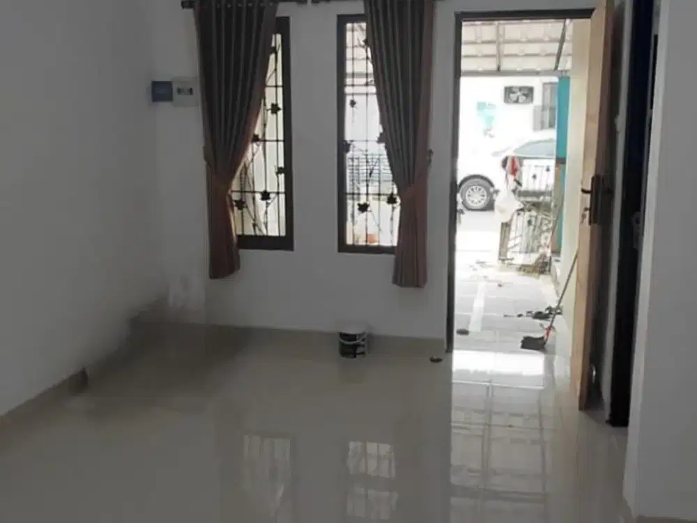 DISEWAKAN Rumah Rapi dan Siap Huni di Cluster Catalina Gading Serpong Tangerang