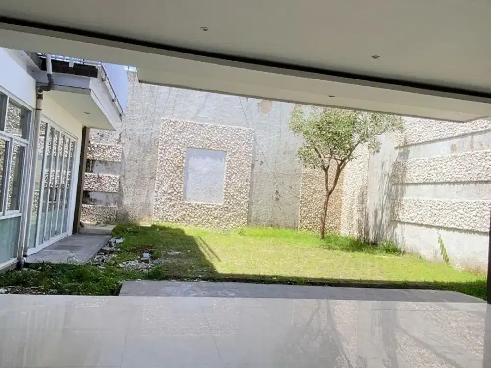 Dijual Rumah Mewah 3 Lantai Area KBP Bandung Barat