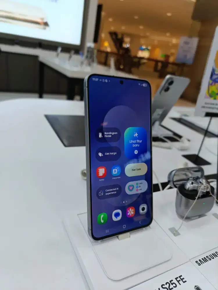 SAMSUNG Galaxy S25FE 8/256GB, Design Mewah cicilan 800rban Syarat KTP