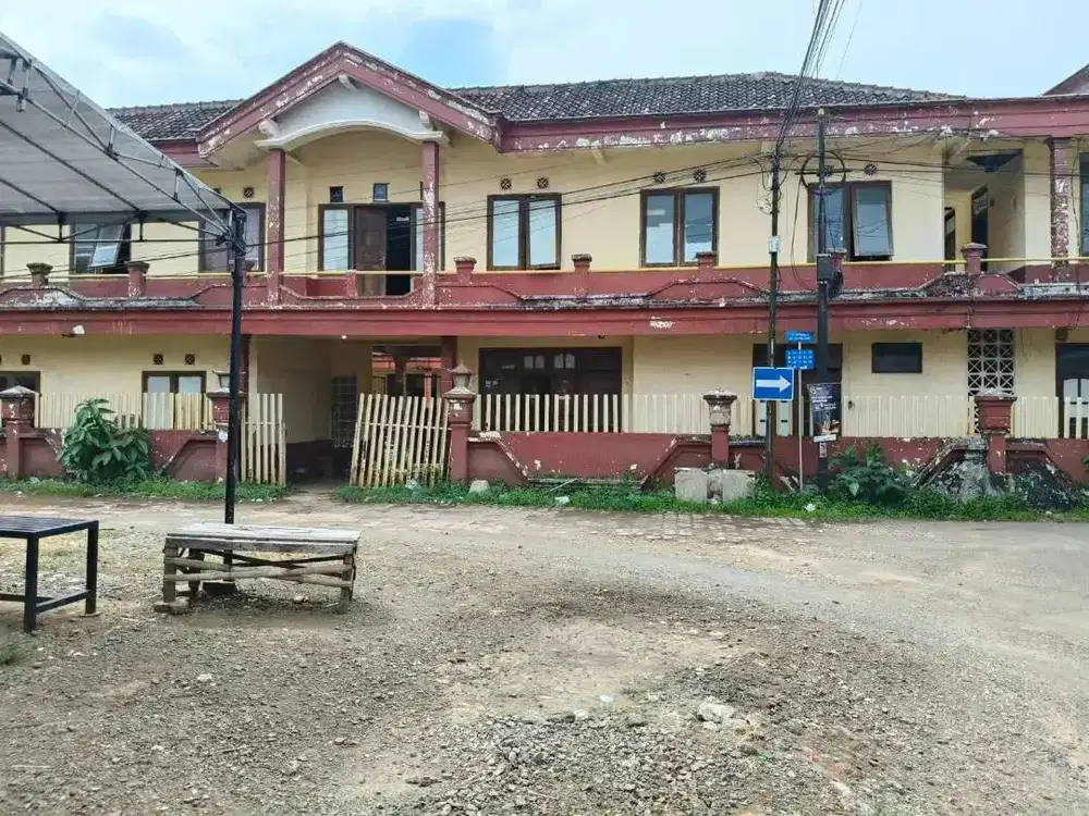 Rumah Kos 51 Kamar Kampus