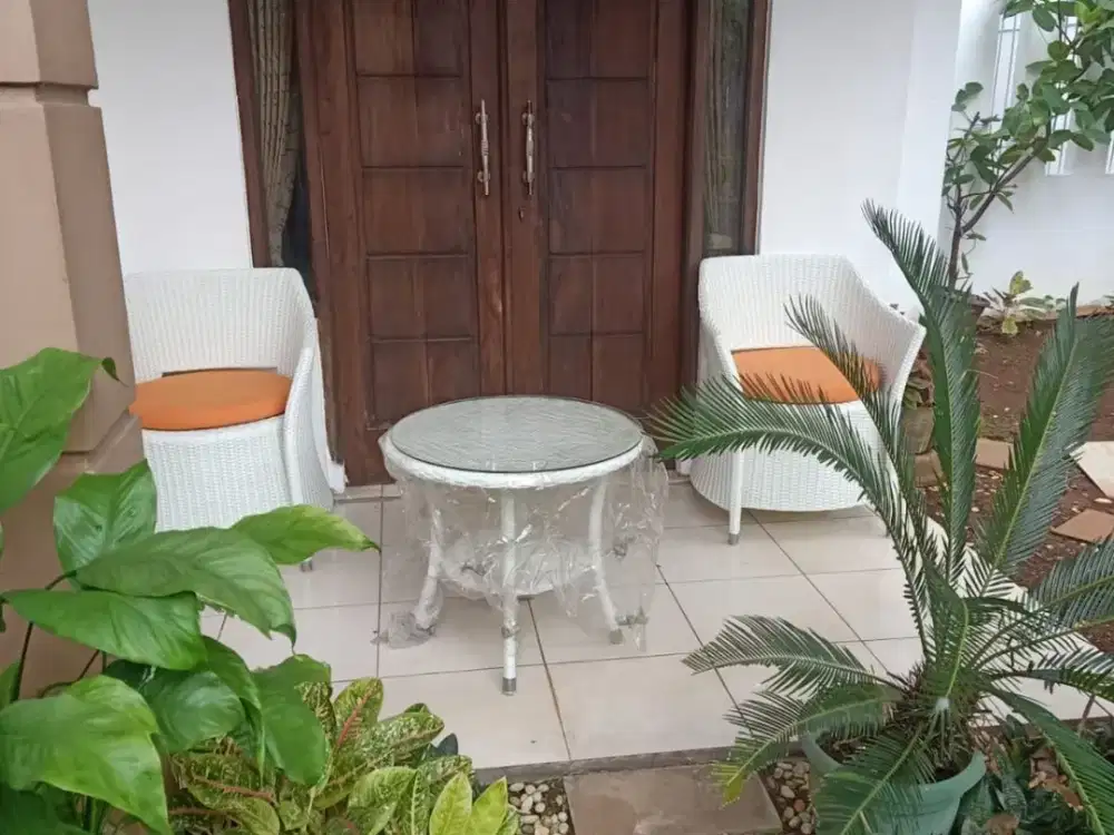 Dijual Rumah Apik di Gretta Residence Graha Bintaro dekat Tol Parigi