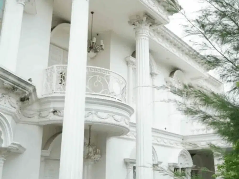 Rumah Mewah Bergaya Eropa Di Pondok Kelapa Indah Jakarta Timur