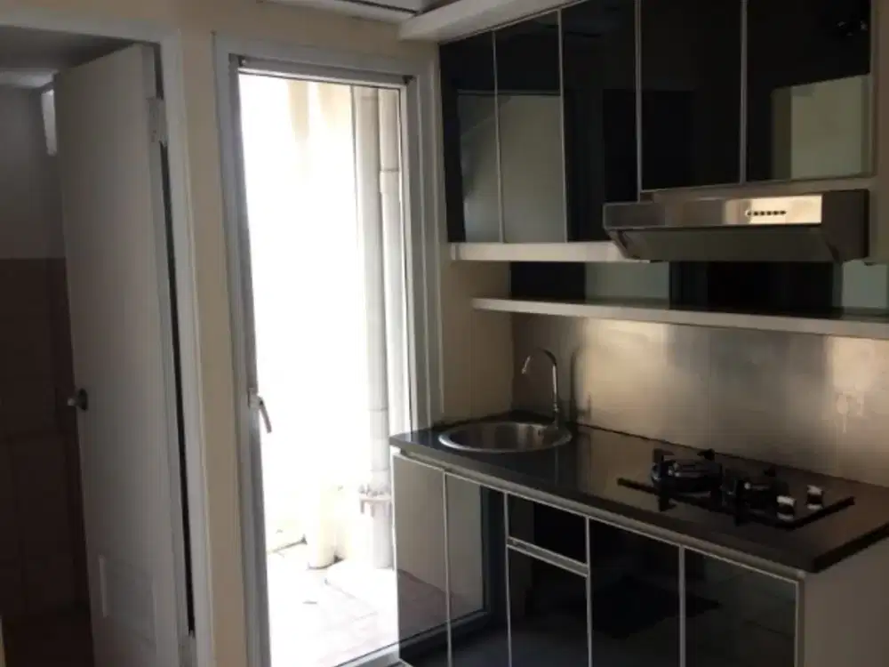 Lantai 2 Semi Furnished Green Pramuka Hanya 320jt