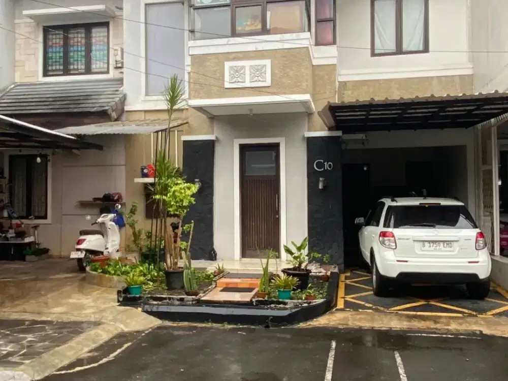 DIJUAL RUMAH DIDALAM TOWN HOUSE (Siap Huni) AREA JAGAKARSA MUTIARA JAGAKARSA JAKARTA SELATAN