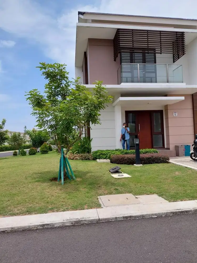 Dijual Tanpa Perantara Rumah Hook Modern 2 Lantai Summarecon Bekasi