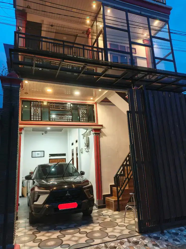 Rumah mewah 3Lt dijual