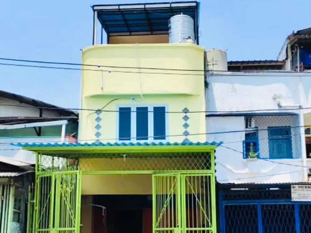 Ruko 3 Lantai Cocok Untuk Usaha dan Tempat Tinggal Cengkareng