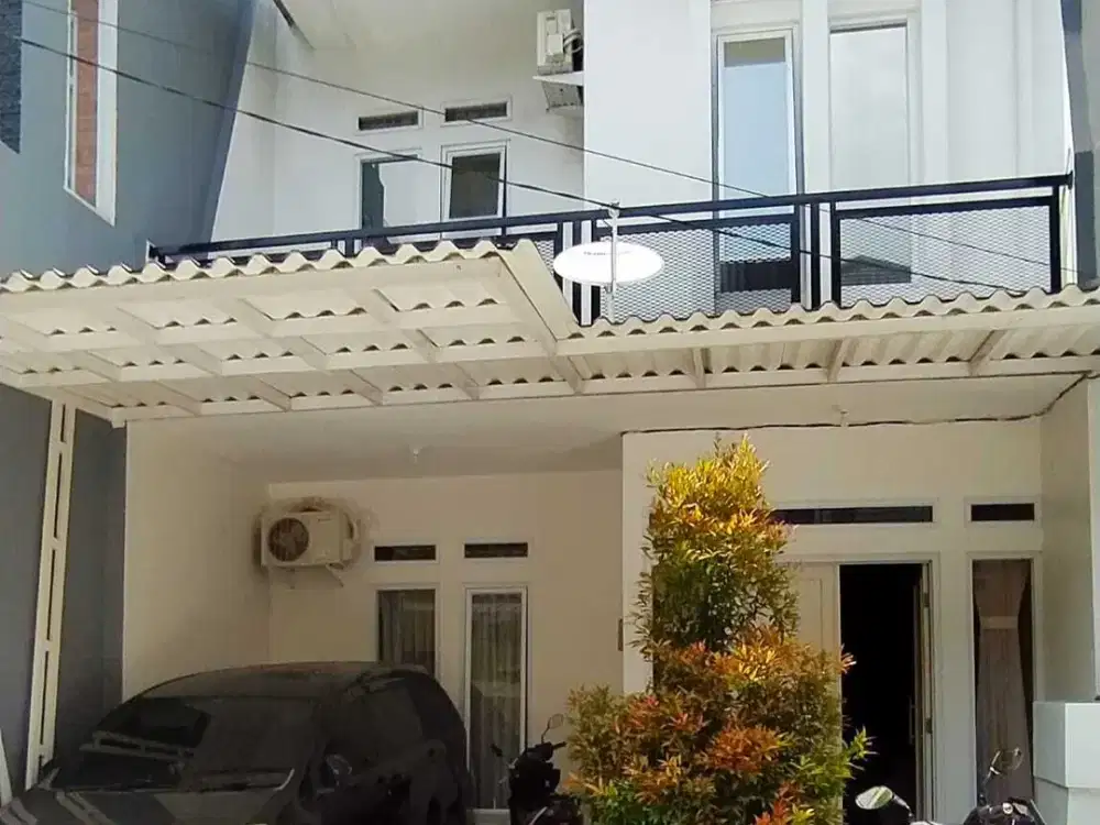 S106 Rumah bagus Strategis di Makasar Jakarta Timur