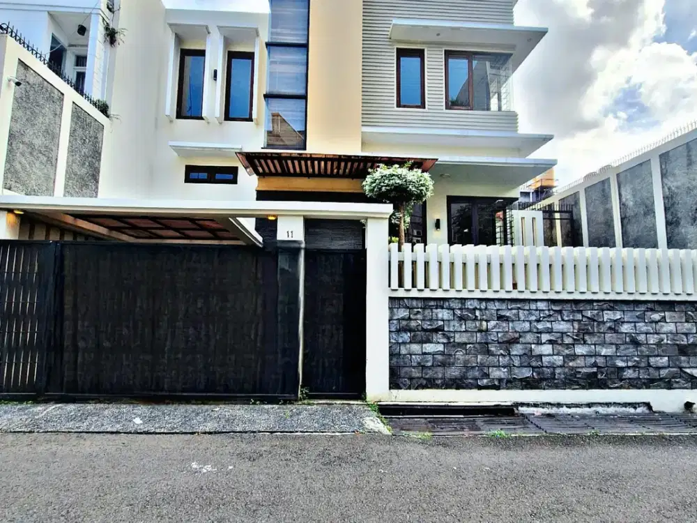 H01 Rumah Bagus 184 m2 Siap Huni Rawamangun Jakarta Timur