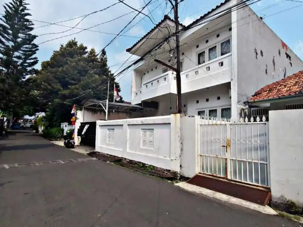 Z77 Rumah Strategis 250 m2 Murah Cipete Utara Jakarta Selatan