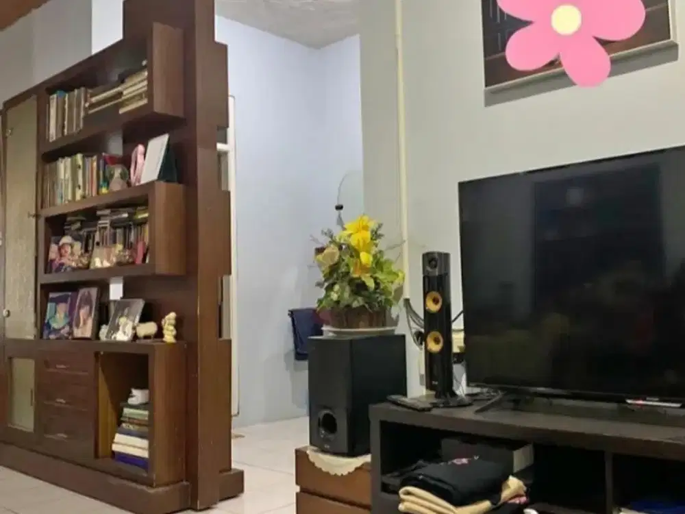 dijual murah rumah di Margahayu Raya