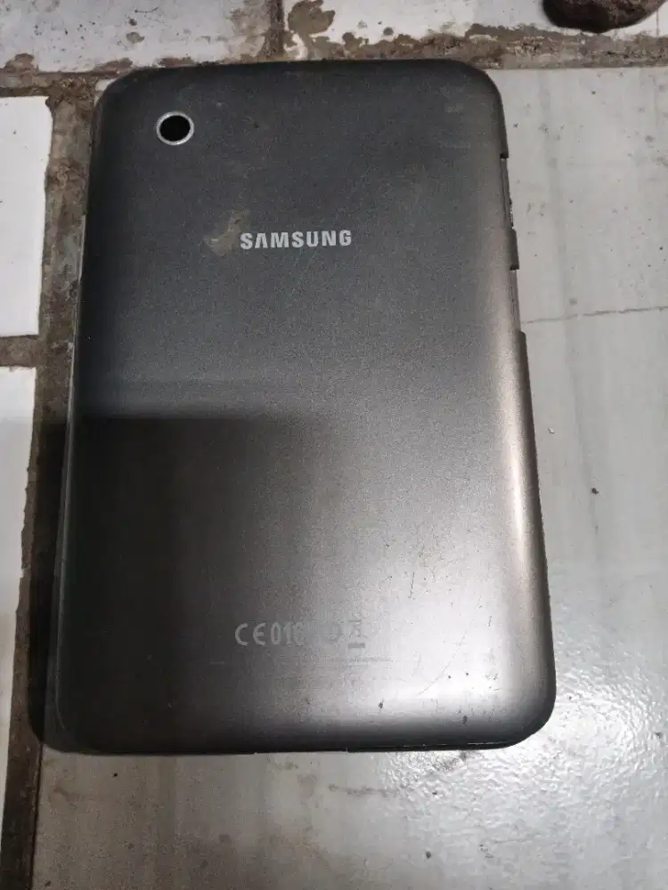 Samsung tablet GT-P3100