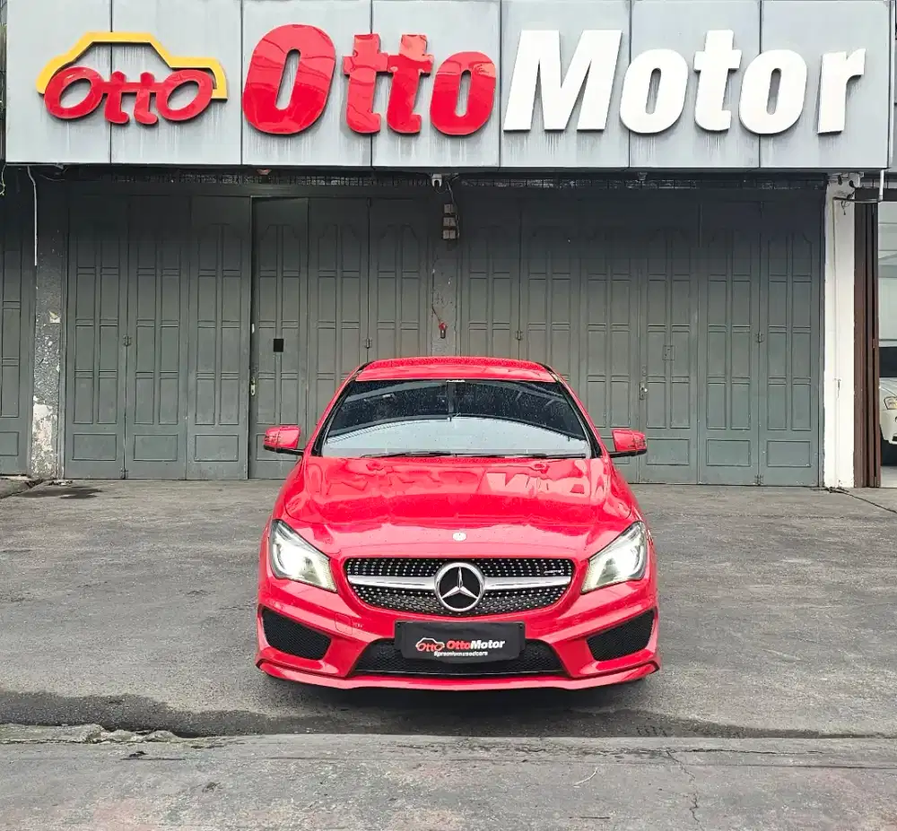 Mercedes Benz CLA200 AMG Th14