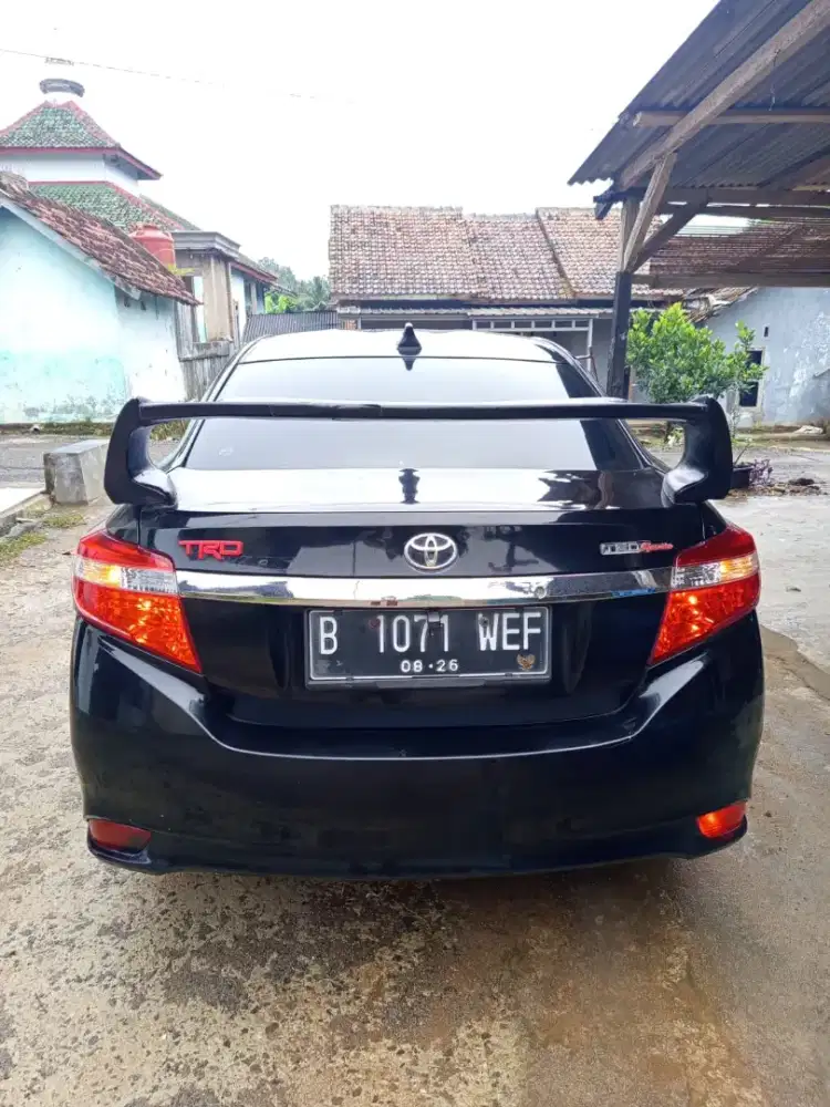 MOBIL VIOS 2014