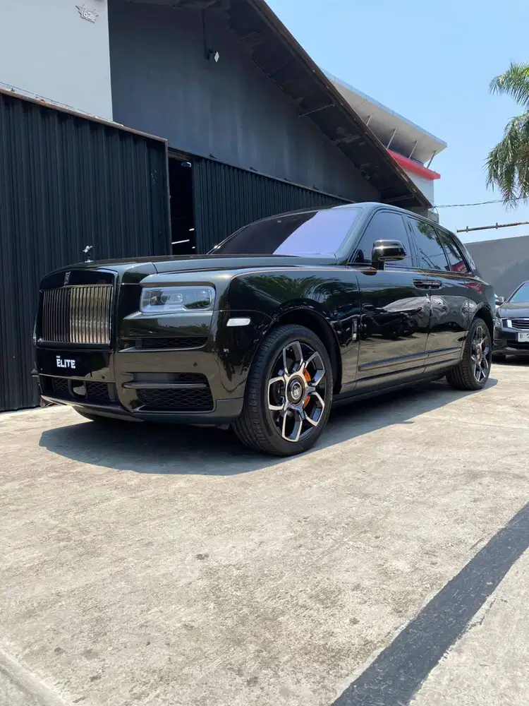 2025 Rolls-Royce Cullinan Black Badge