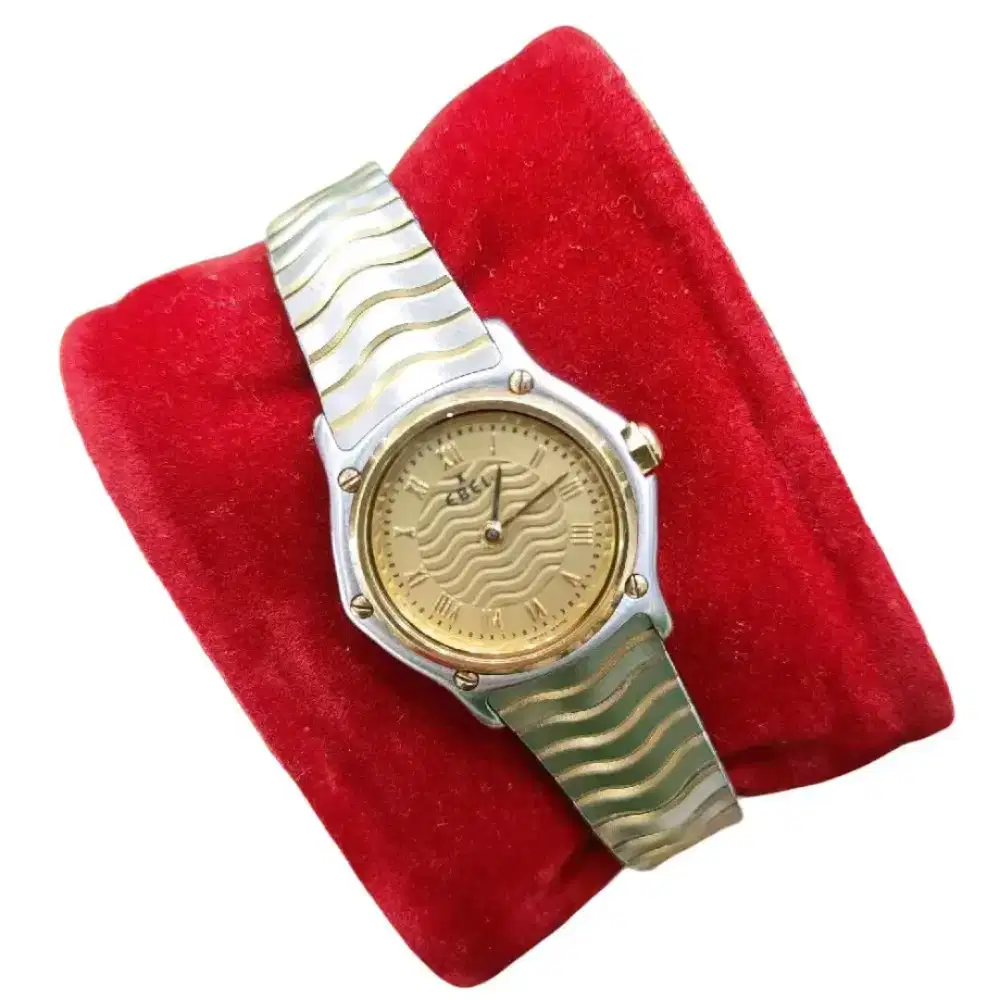 EBEl Classic Wave Gold Bezel Ladies