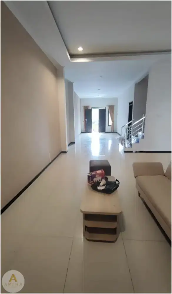 Rumah di mekarwangi moh.toha dekat ke tol siap huni