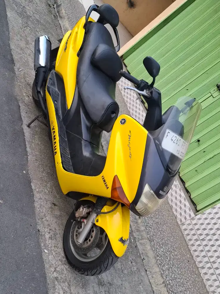 Yamaha Majesty langka