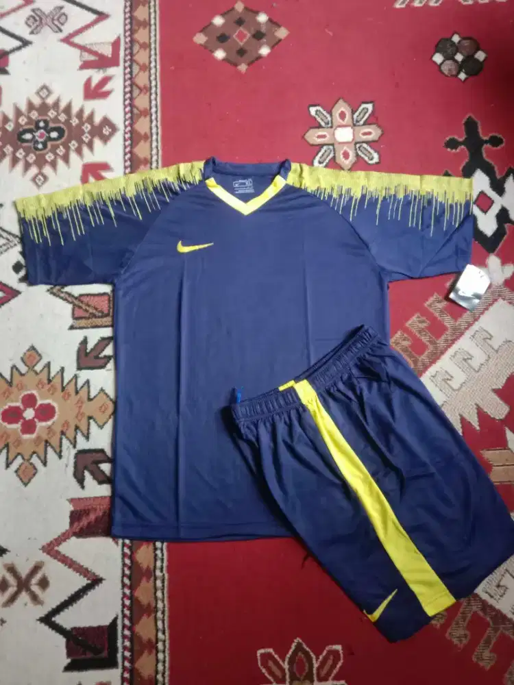 JUAL Stelan BAJU KAOS-CELANA FUTSAL bahan tebal berkualitas