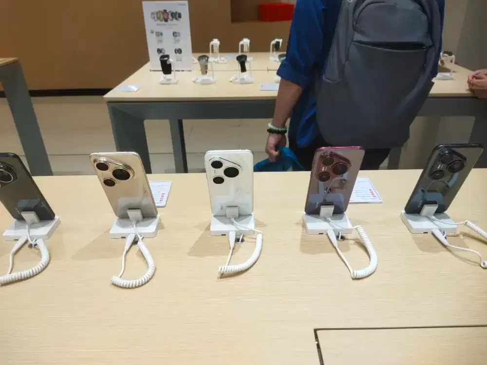 HUAWEI PURA 80 ULTRA