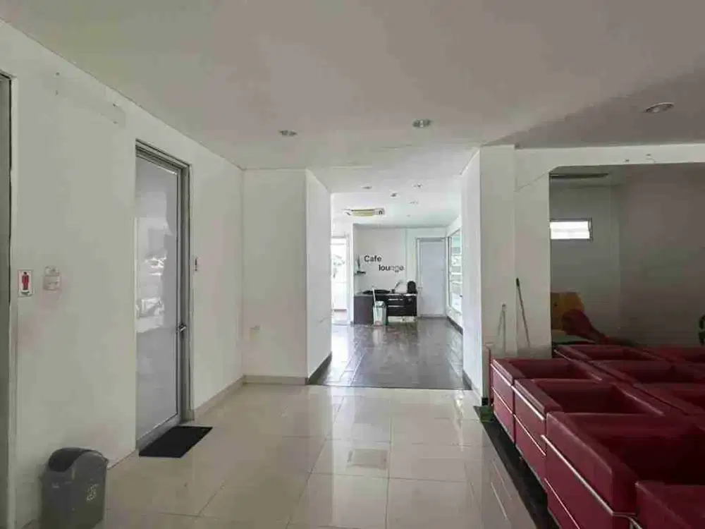 Disewakan atau Dijual Bangunan Komersil 3 Lt Lokasi Strategis di Sunter Jakarta Utara