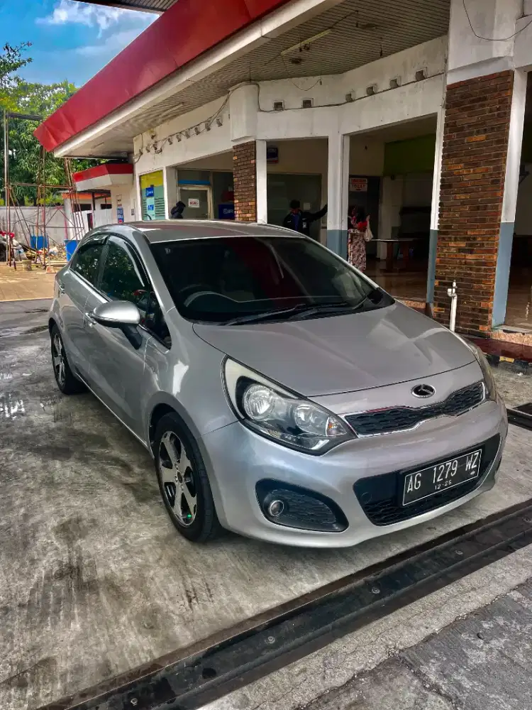Kia rio 2013 Manual
