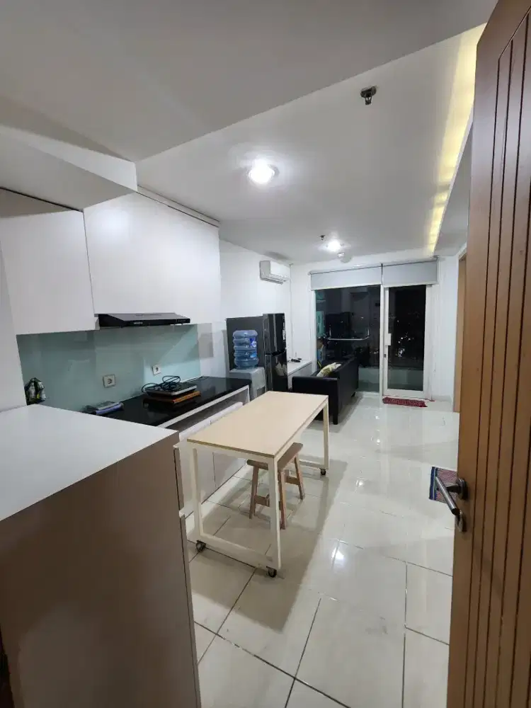 Sewa apartemen cinere bellevue 2br full furnish siap huni