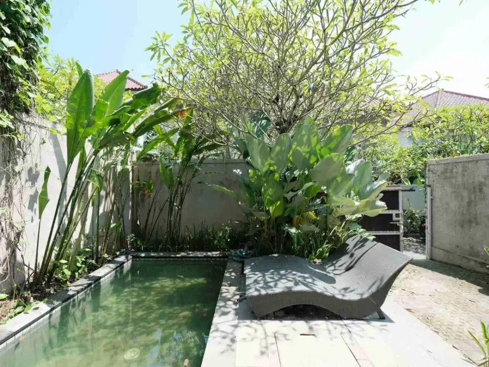 dijual villa lantai 2 pererenan