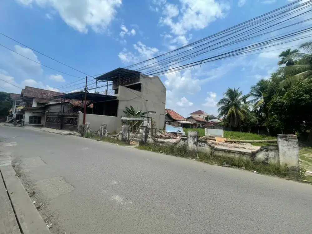 tanah pinggir jalan Pertahanan Plaju