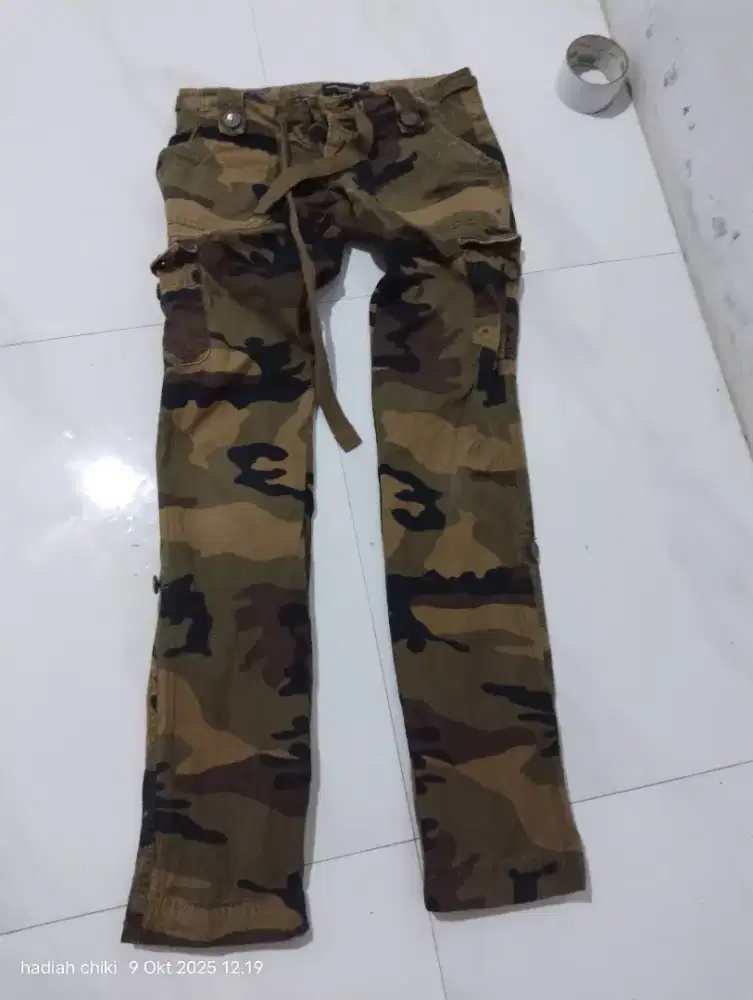 Genuine US Army Woodland Ripstop Camouflage Combat Trousers