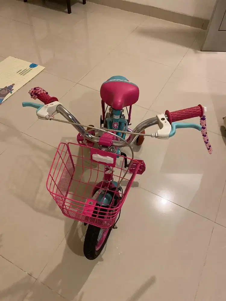 Sepeda anak merk bnb kondisi bagus